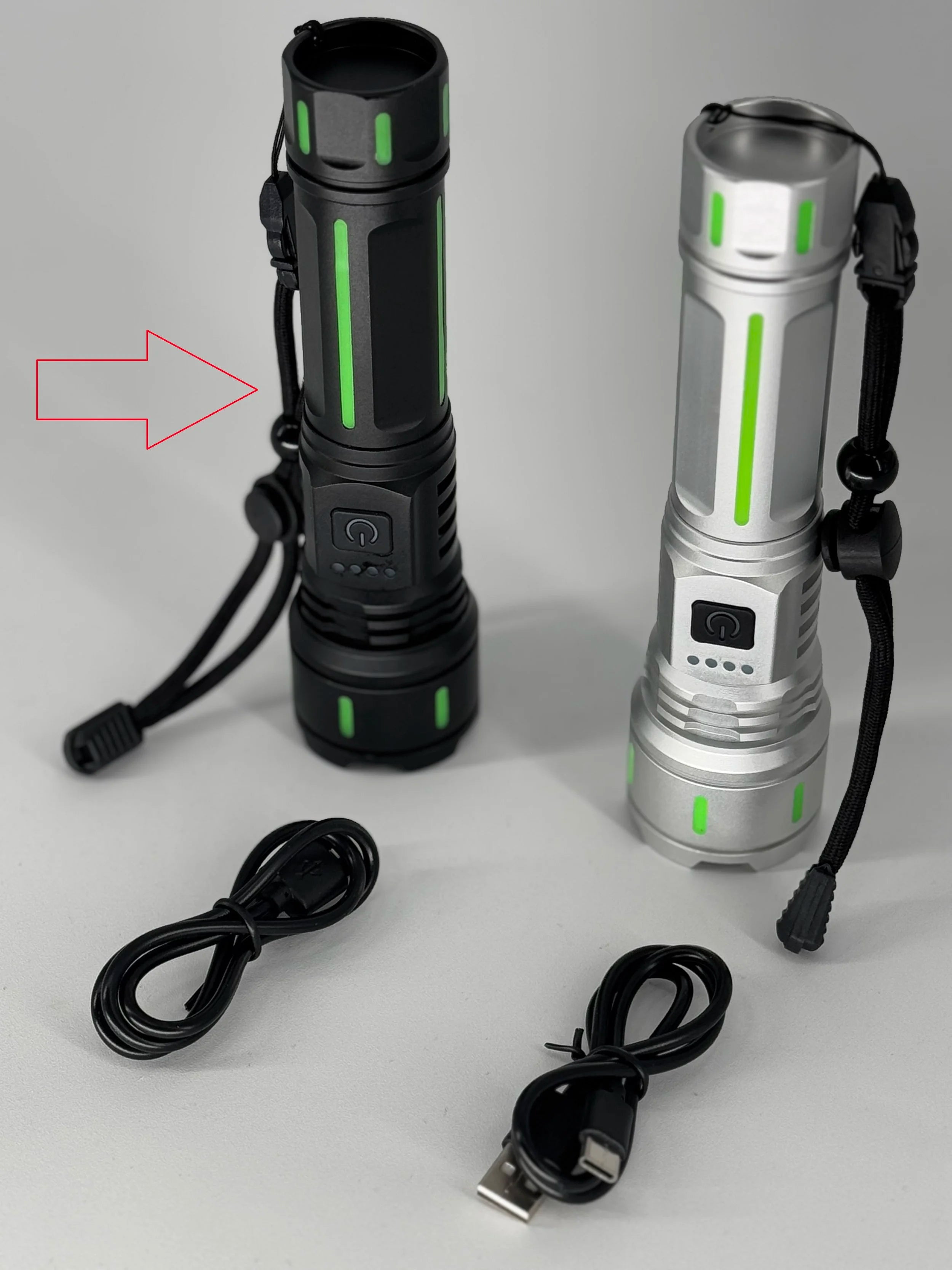 SUPER  BRIGHT FLASHLIGHT -Long-lasting battery
